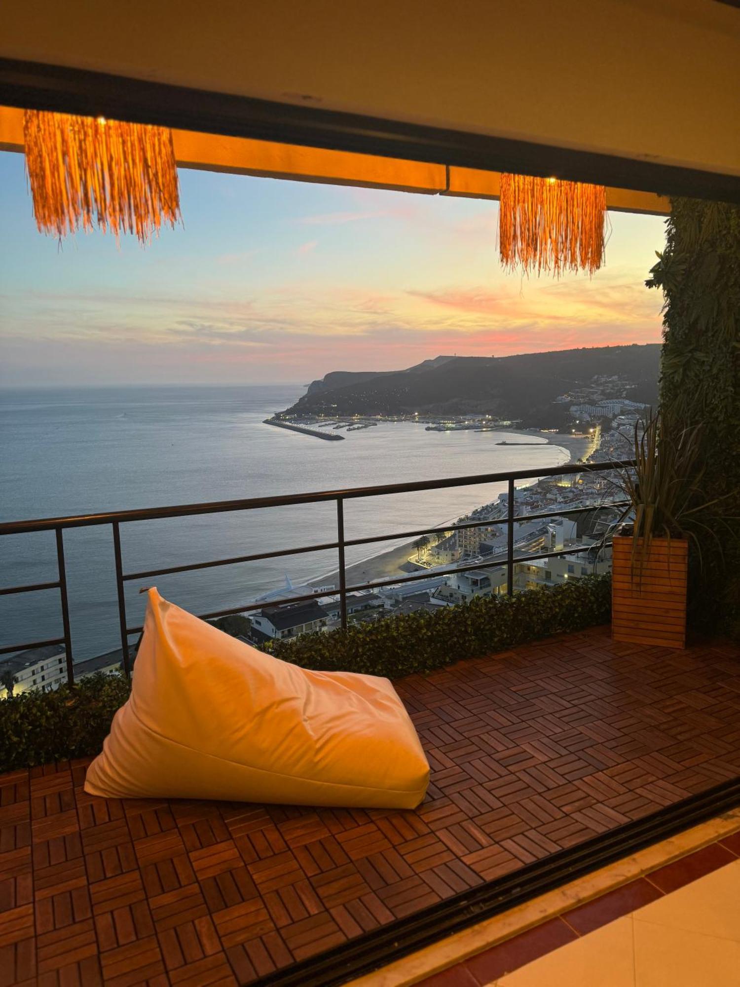 Appartement Penthouse Ocean View Sesimbra - Parking @Center Extérieur photo